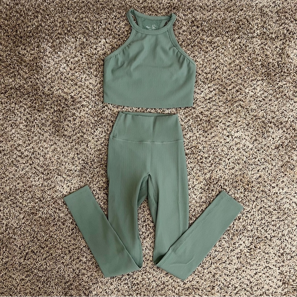 Erin Oprea Basics - Dark Sage Ribbed Workout Set - Picture 4 of 14